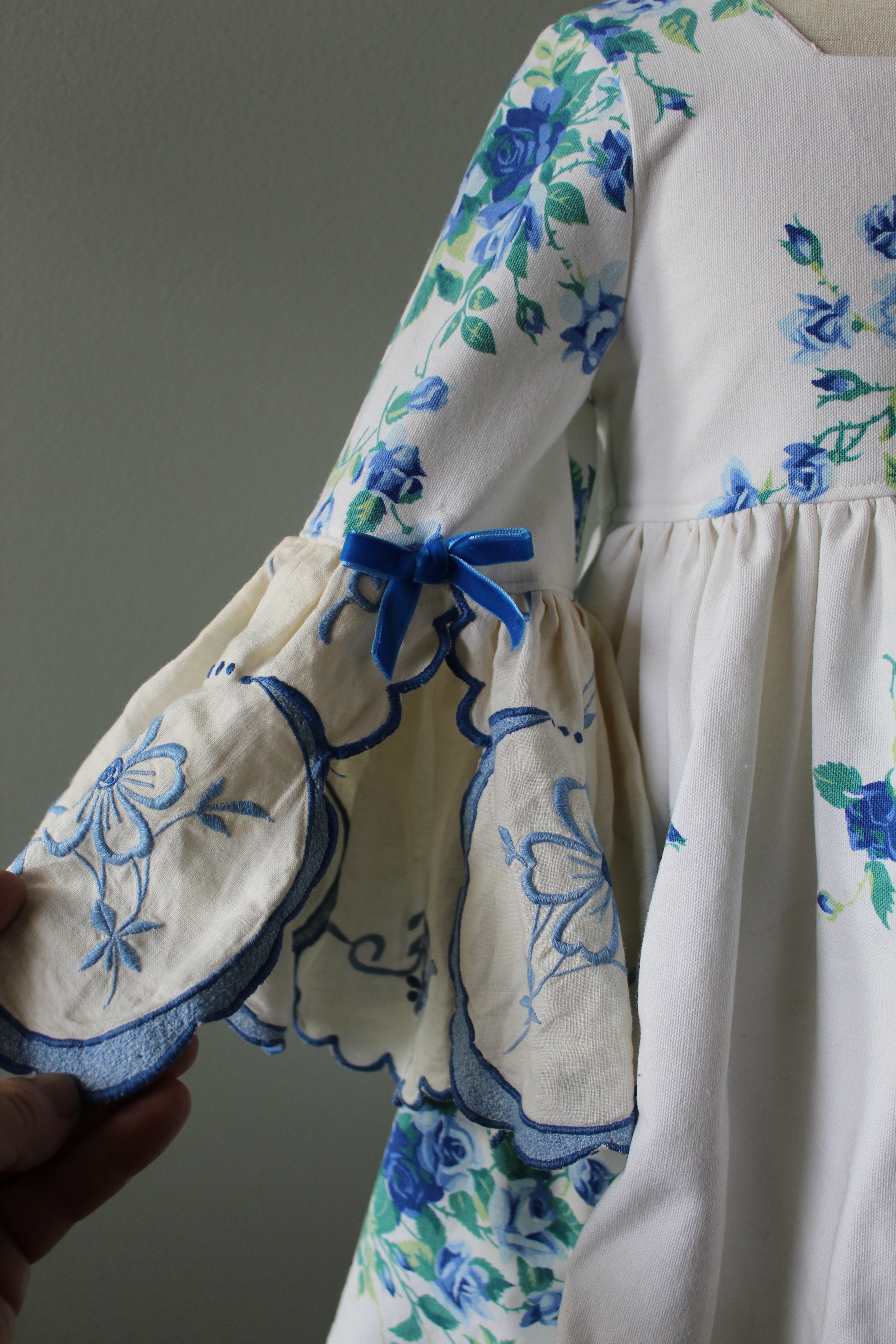 Vintage Elsa Bell Sleeve Dress | Size 5T | Ready to Ship