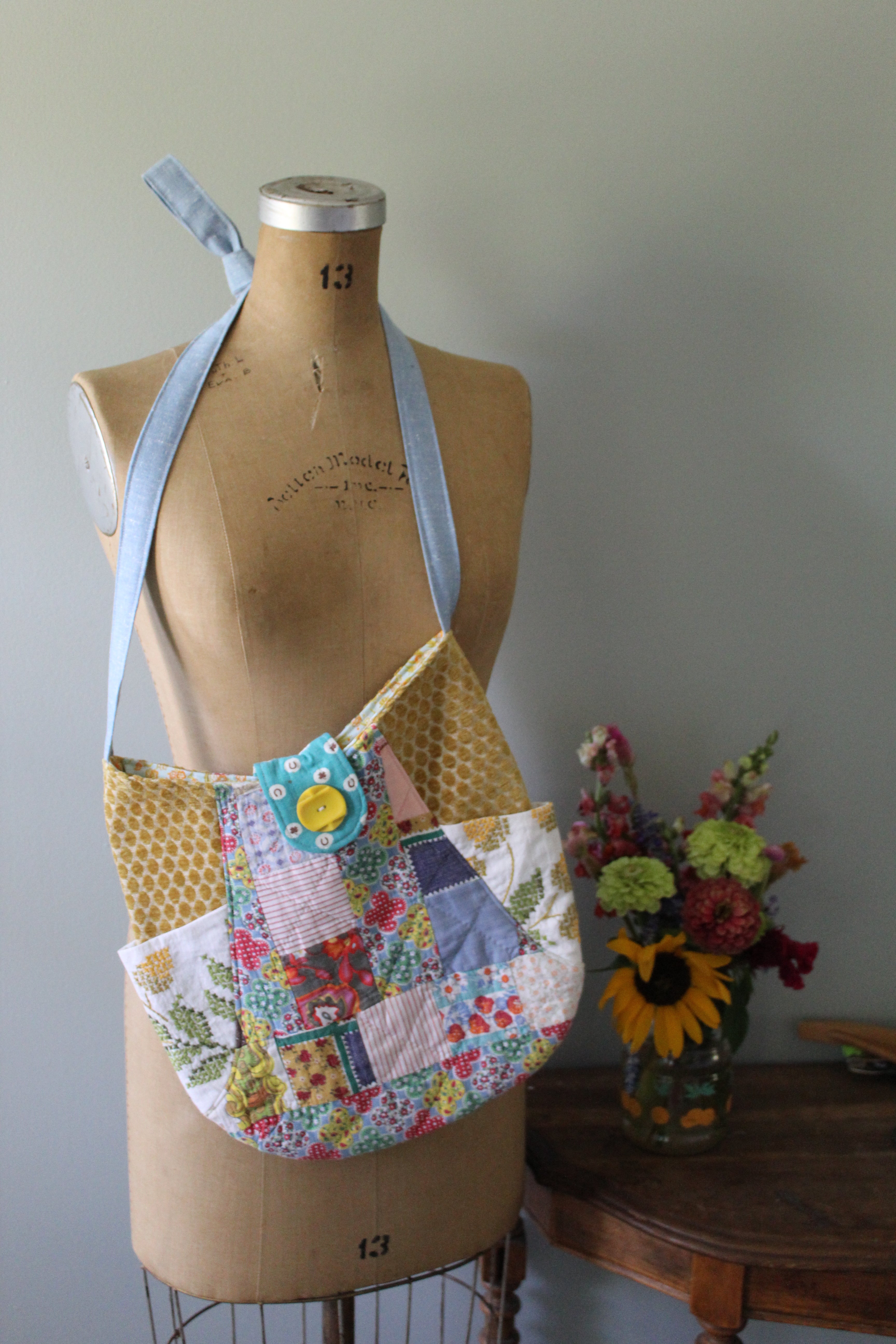 Lucky Horseshoe Womens Bag | Ready To Ship