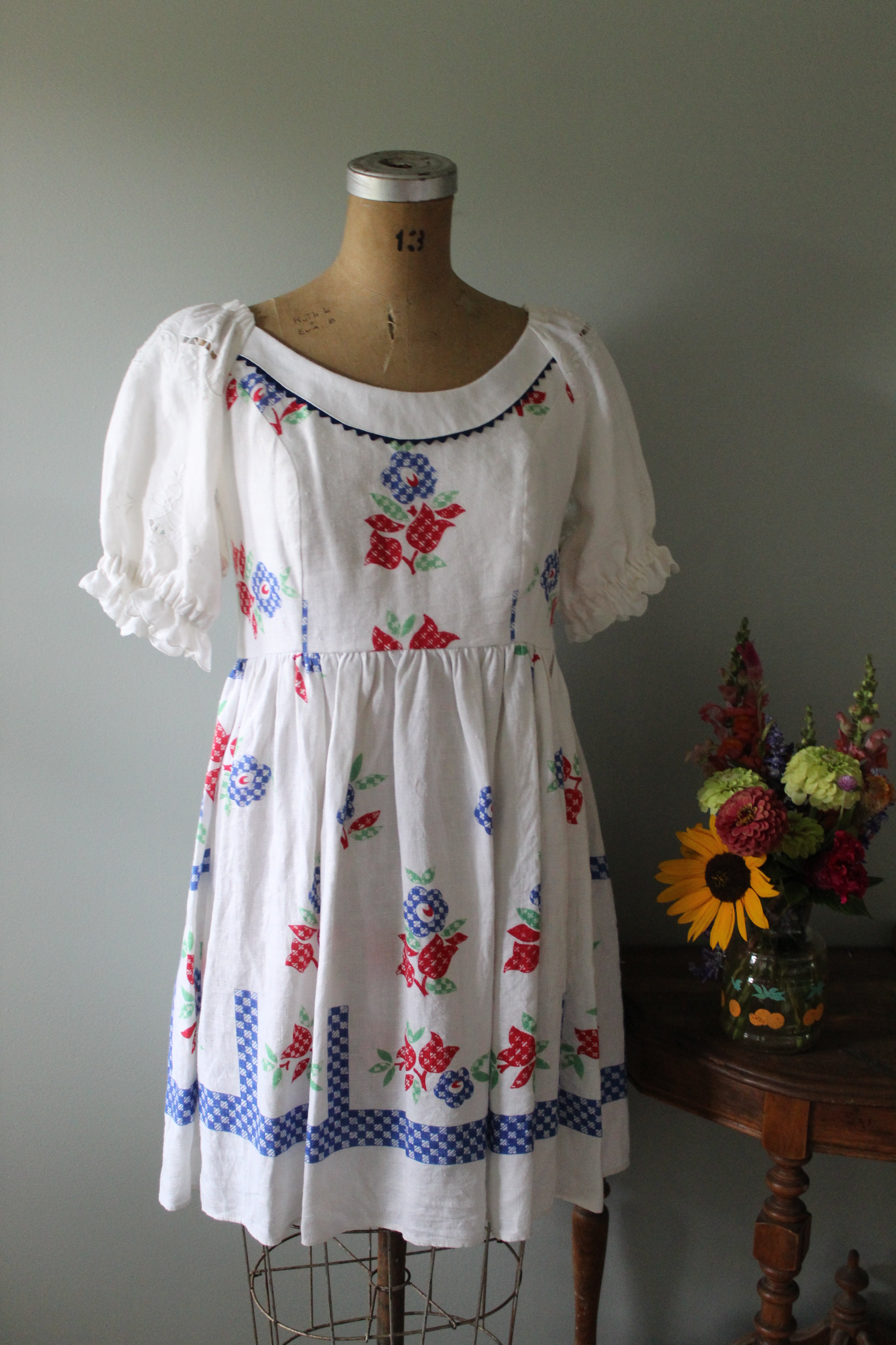 Emily Puff Sleeve Dress | Women's Size 8 | Ready To Ship