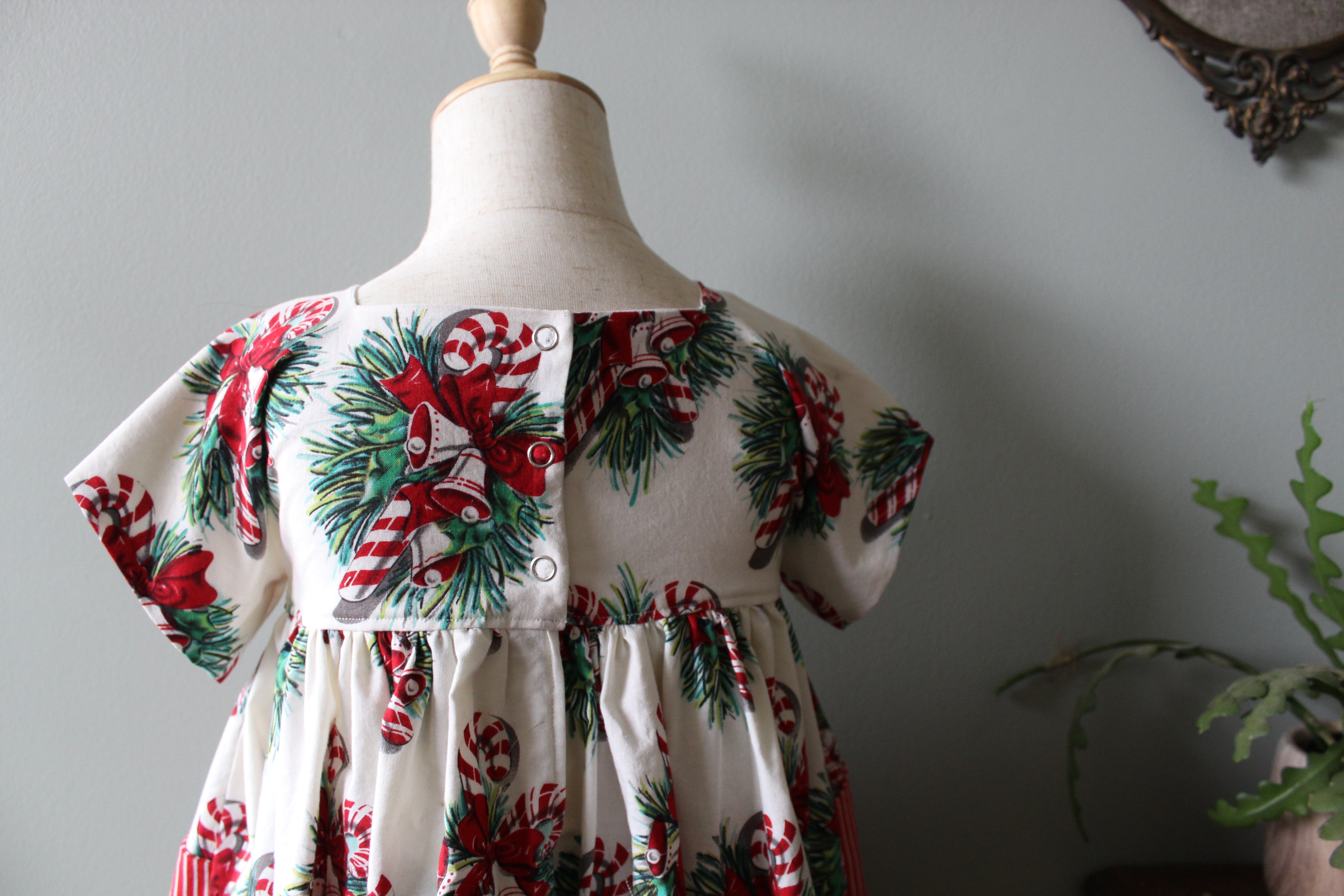 Christmas Carol Pocket Dress | Girls Size 5T | Ready to Ship