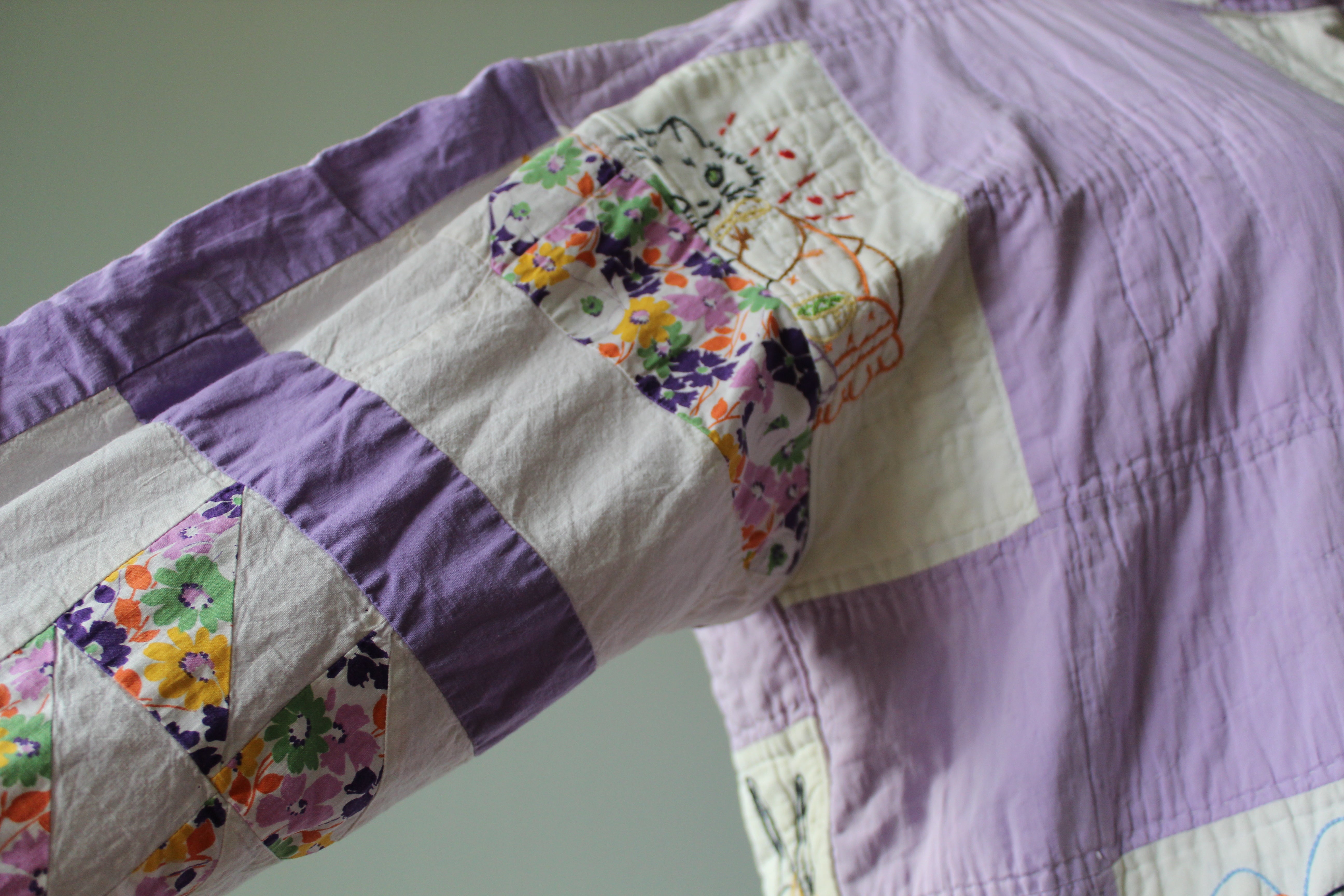 Della Womens Oversized Hoodie | Womens M | Ready to Ship