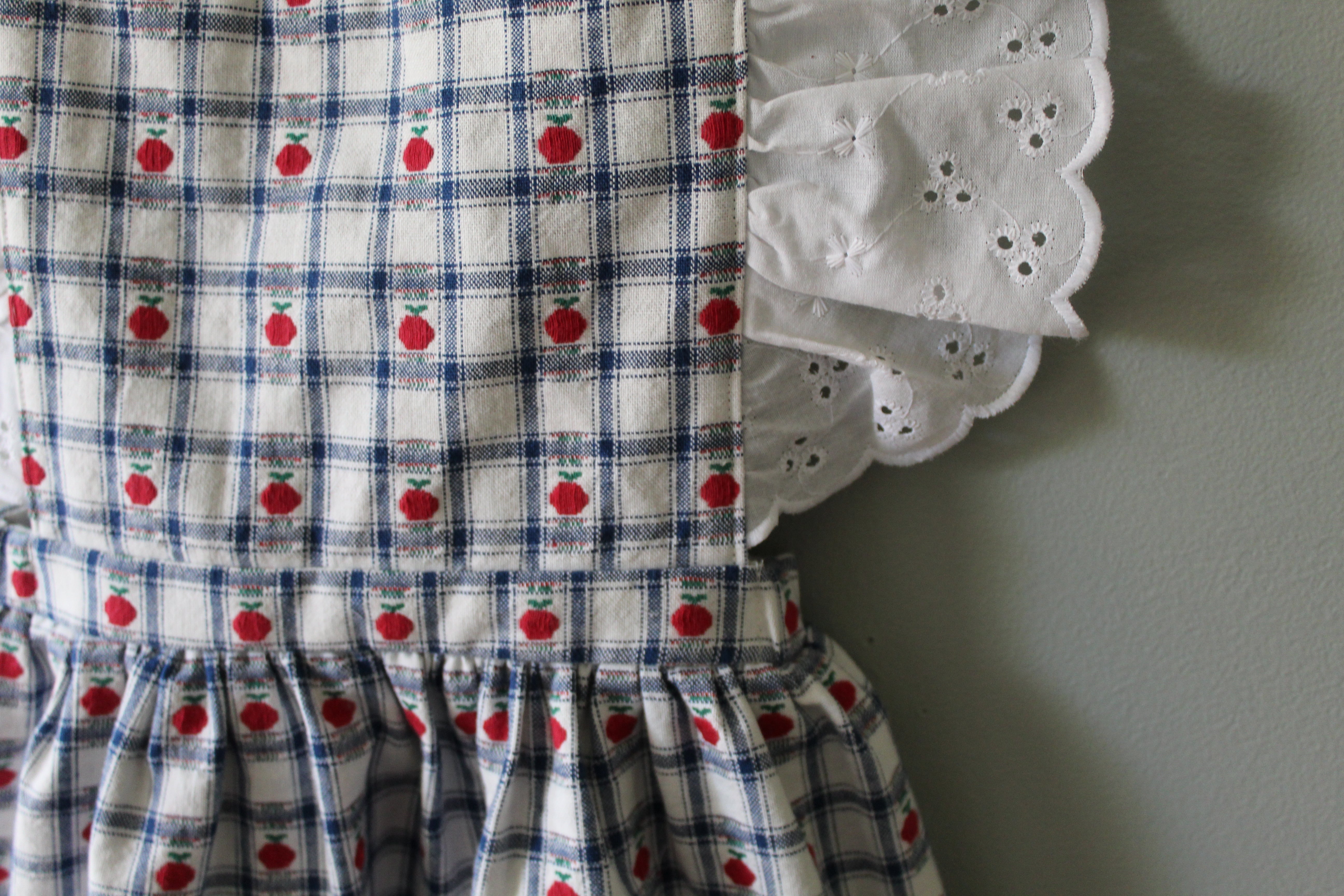 Apple Cross-Back Pinny | 2T | Ready to Ship