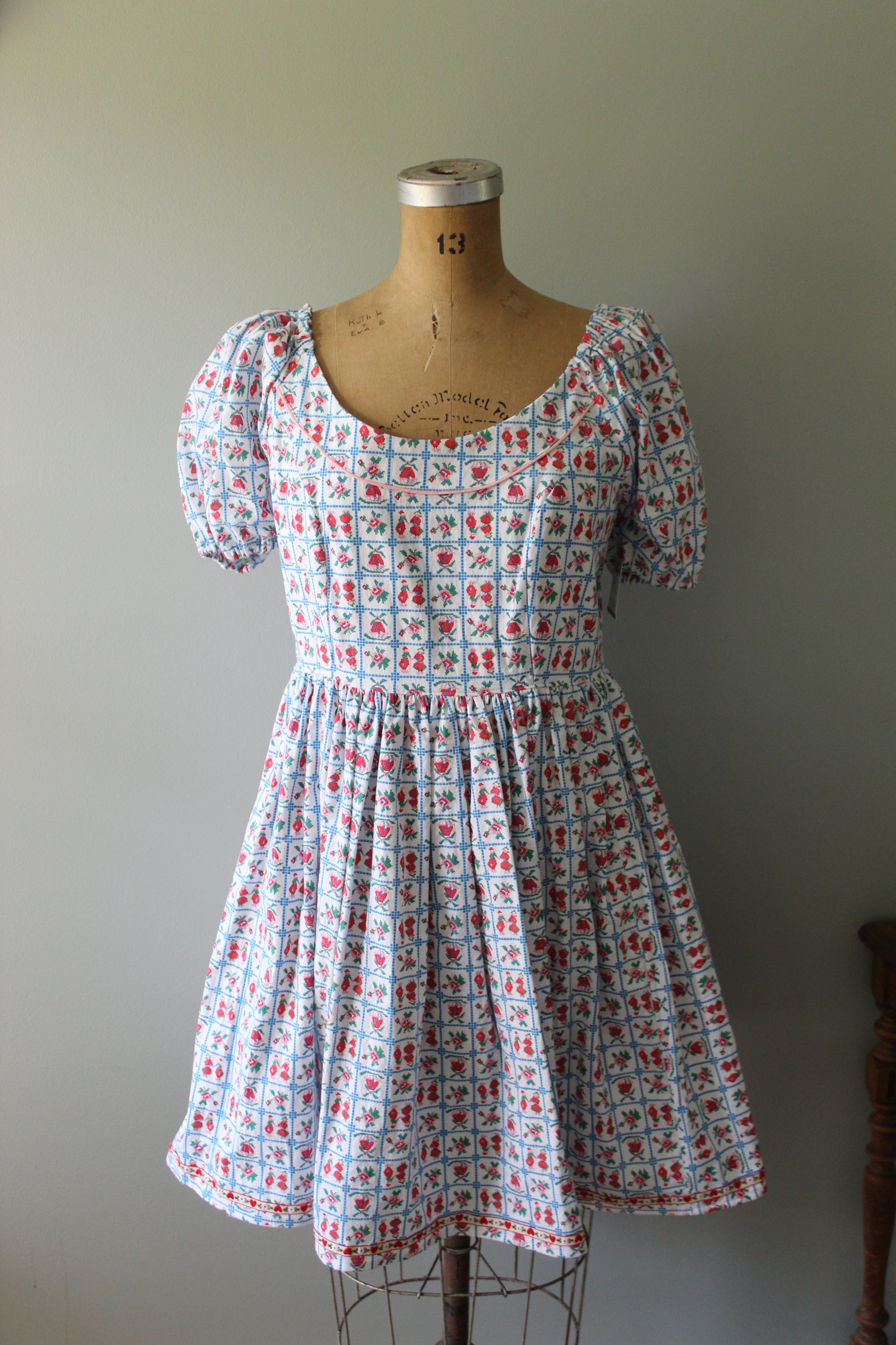 Mila Puff Sleeve Dress | Women's Size 10 | Ready To Ship