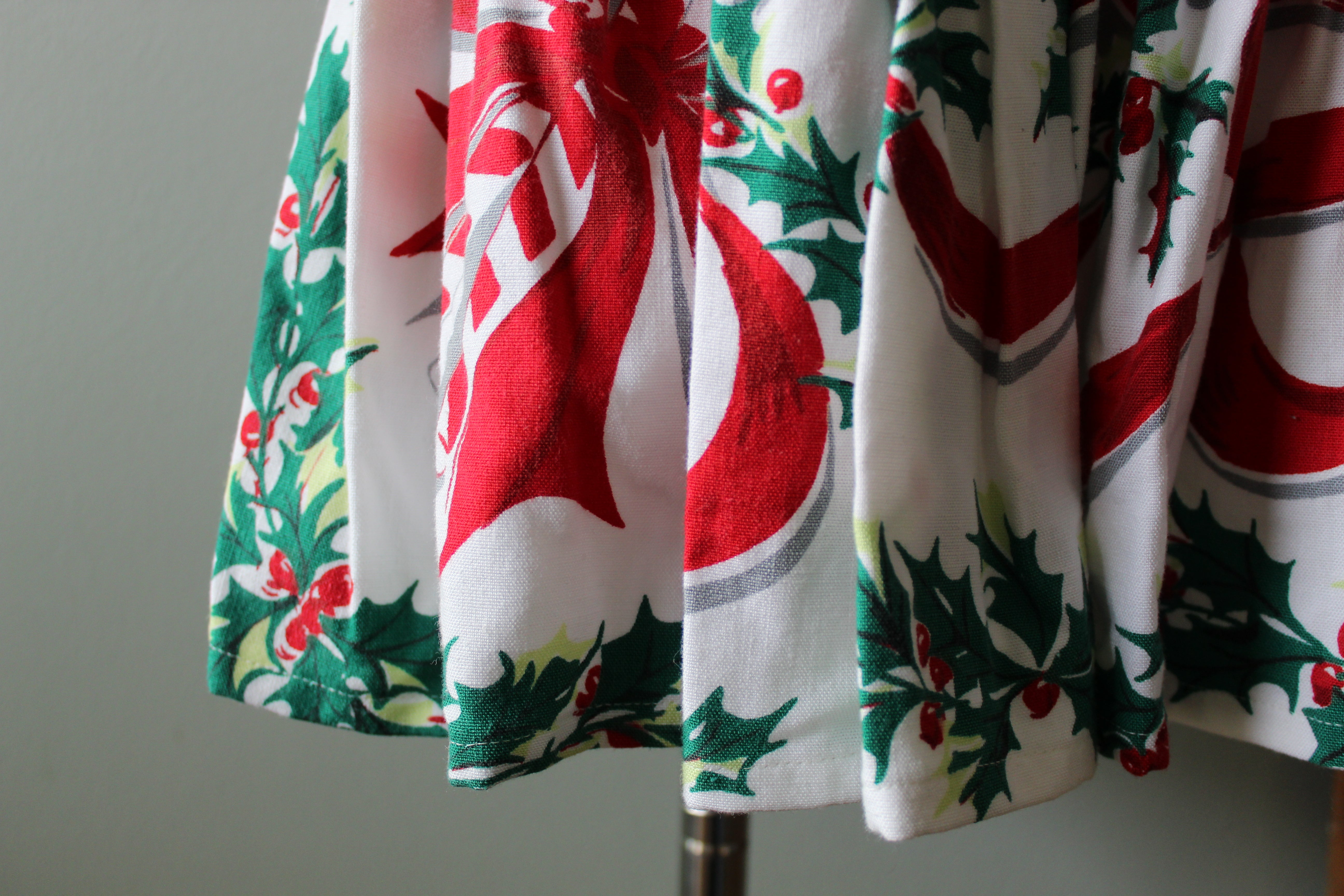 Noel Christmas Wrap Pinny | Girls Size 5T | Ready to Ship