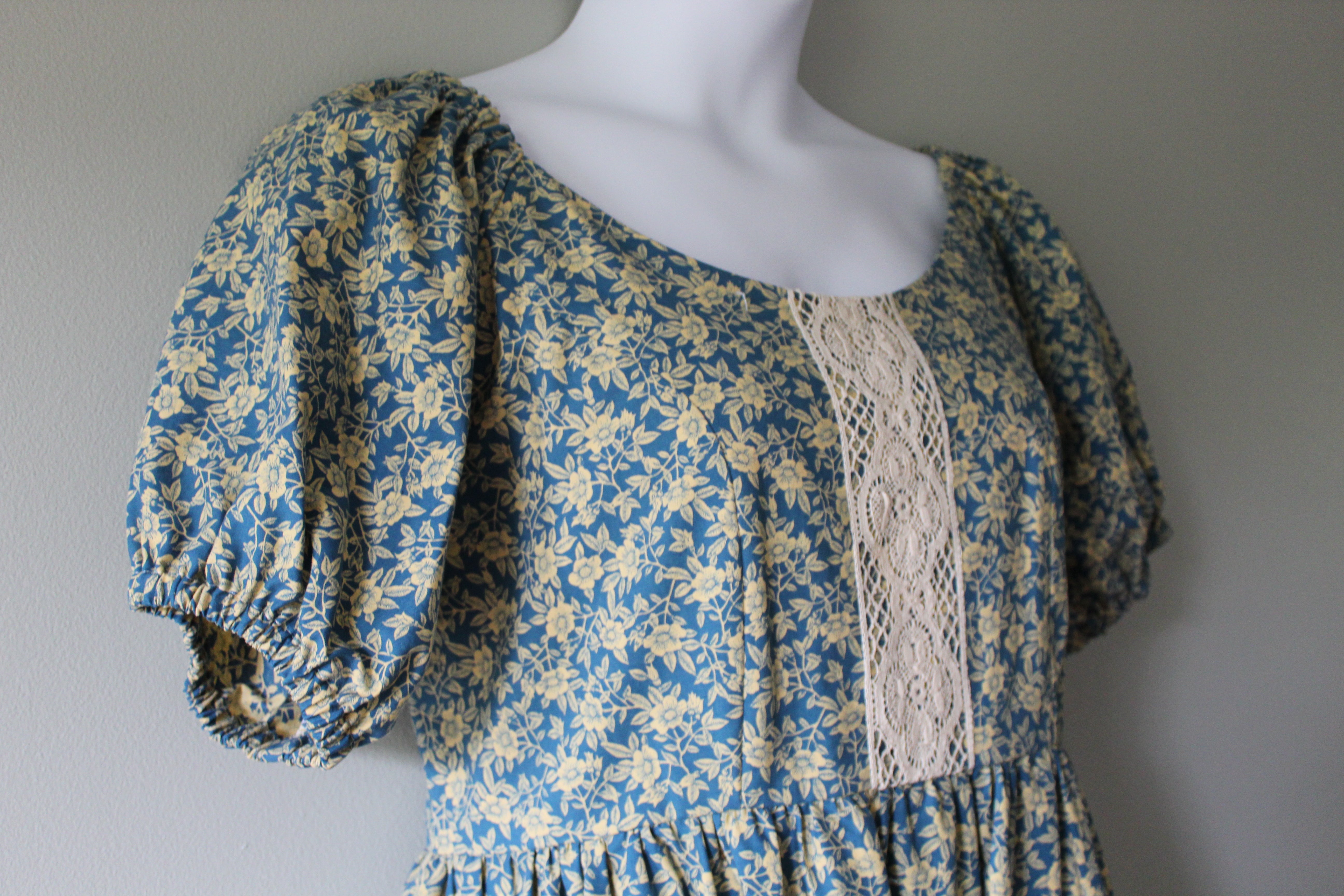 Iris Puff Sleeve Dress | Women's Size 14 | Ready To Ship