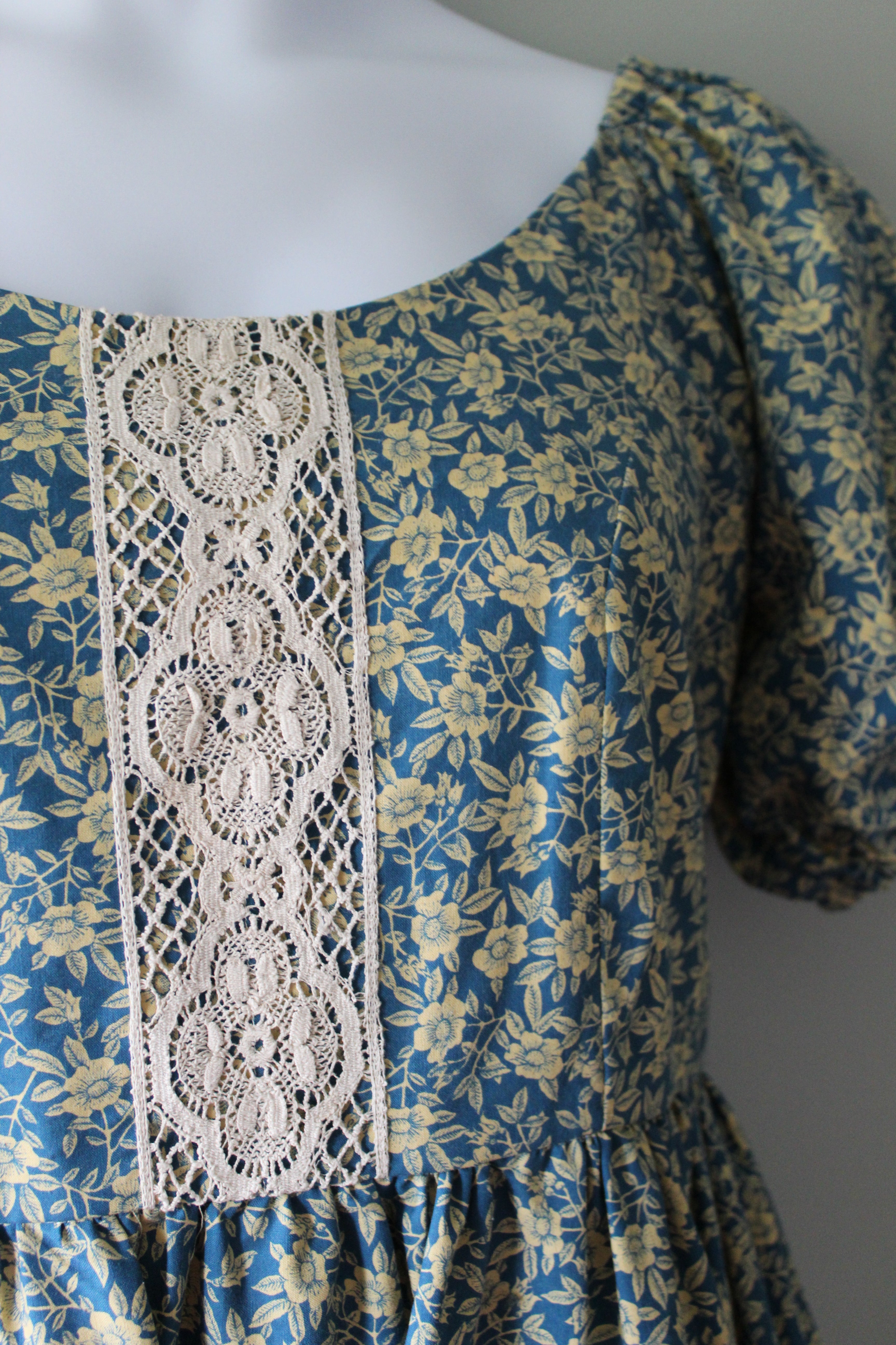 Iris Puff Sleeve Dress | Women's Size 14 | Ready To Ship