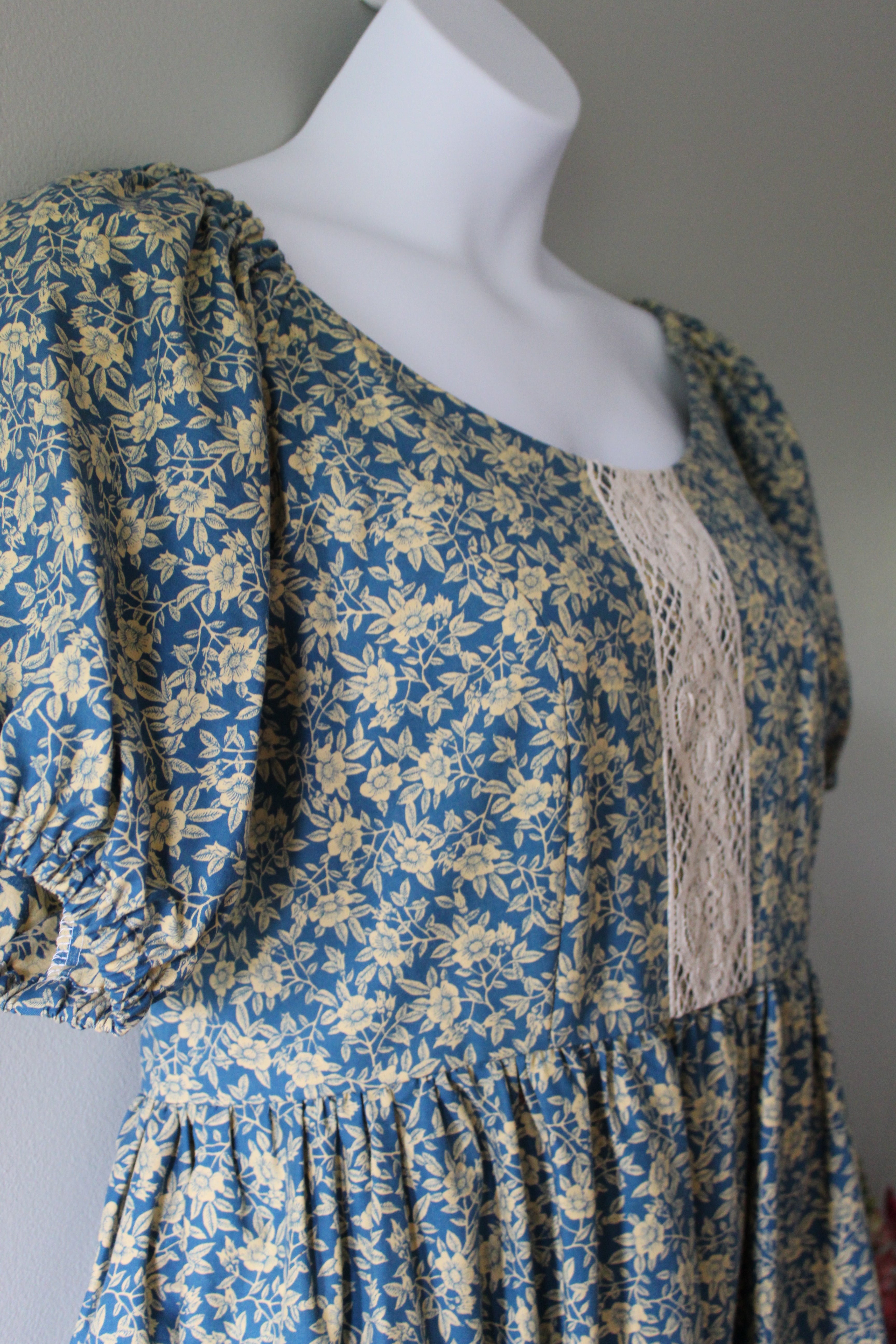 Iris Puff Sleeve Dress | Women's Size 14 | Ready To Ship