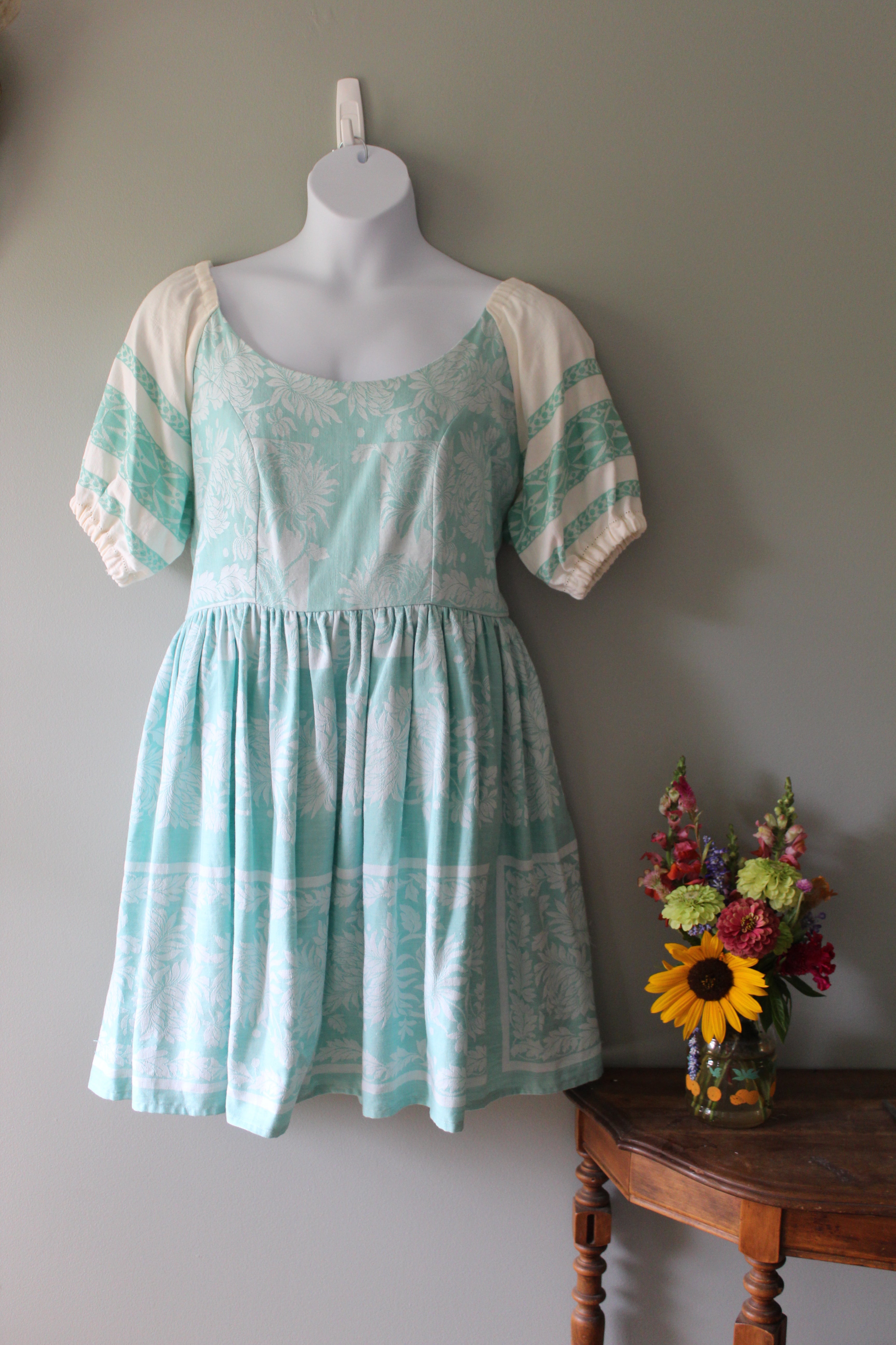 Sylvia Puff Sleeve Dress | Women's Size 16 | Ready To Ship
