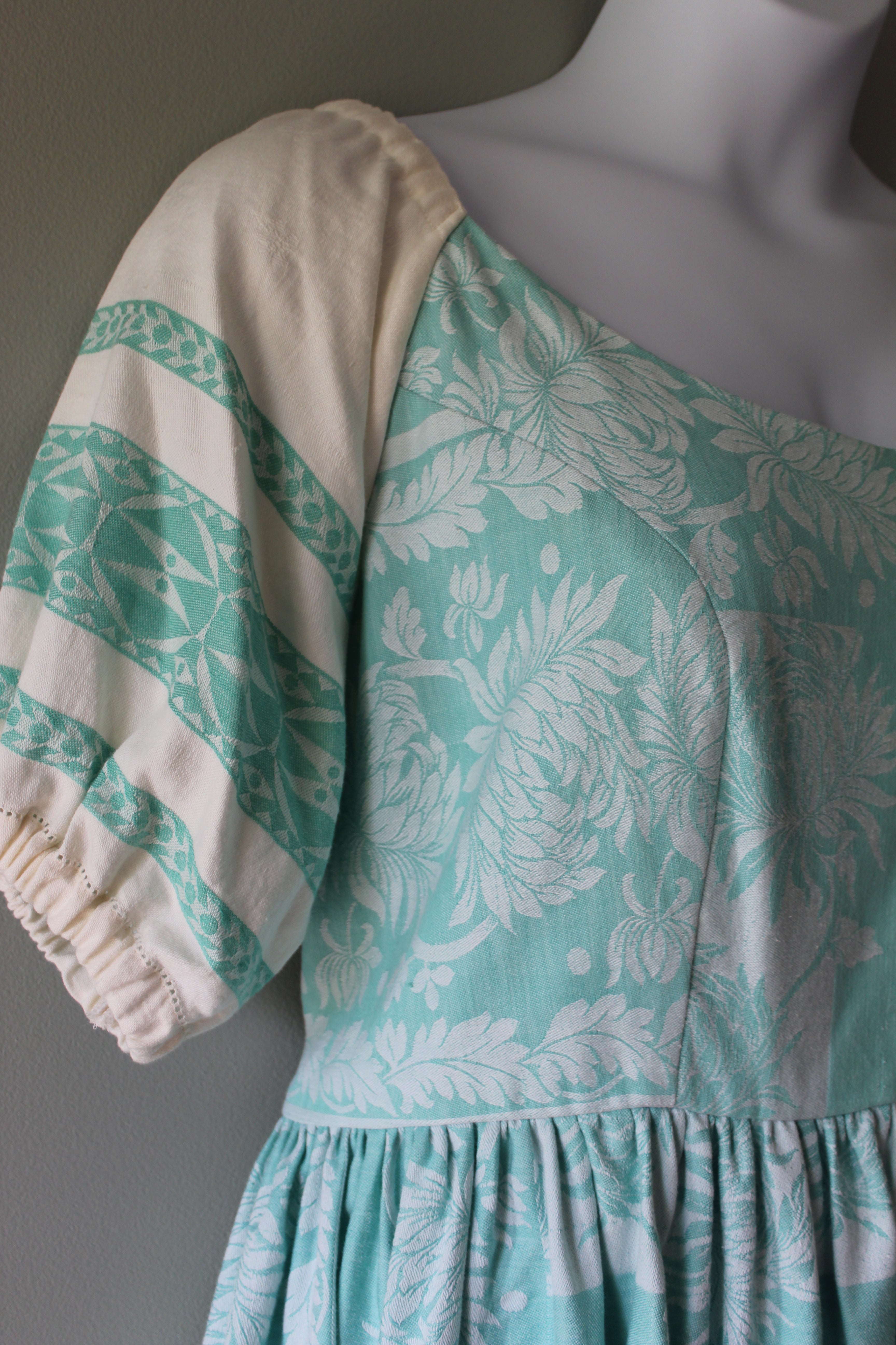 Sylvia Puff Sleeve Dress | Women's Size 16 | Ready To Ship