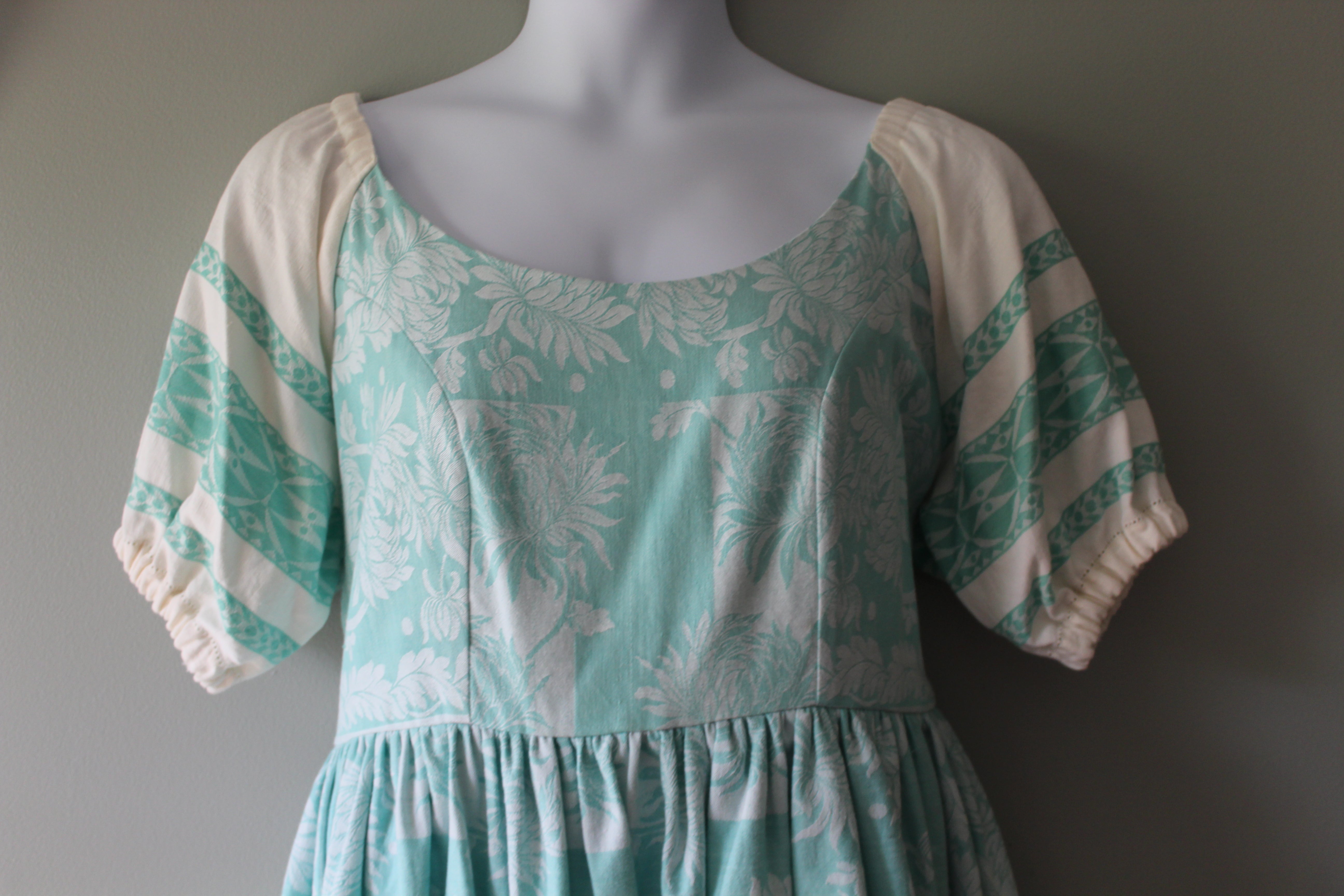 Sylvia Puff Sleeve Dress | Women's Size 16 | Ready To Ship