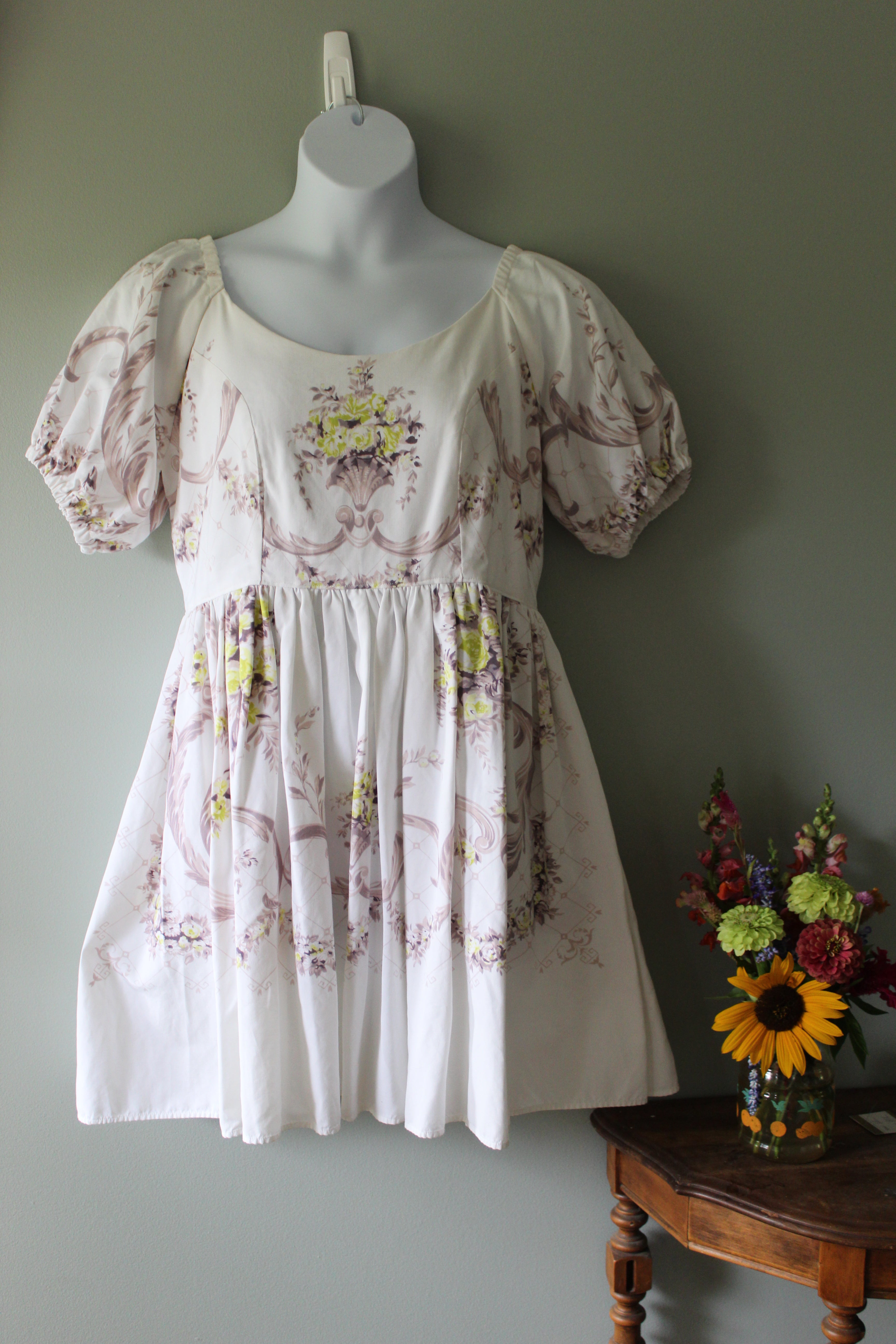 Edith Puff Sleeve Dress | Women's Size 12 | Ready To Ship